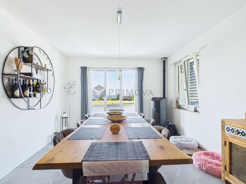 Exklusives 7.5 Zimmer-Einfamilienhaus mit 191 m² Wohnfläche und Alpenblick komplett saniert (3)