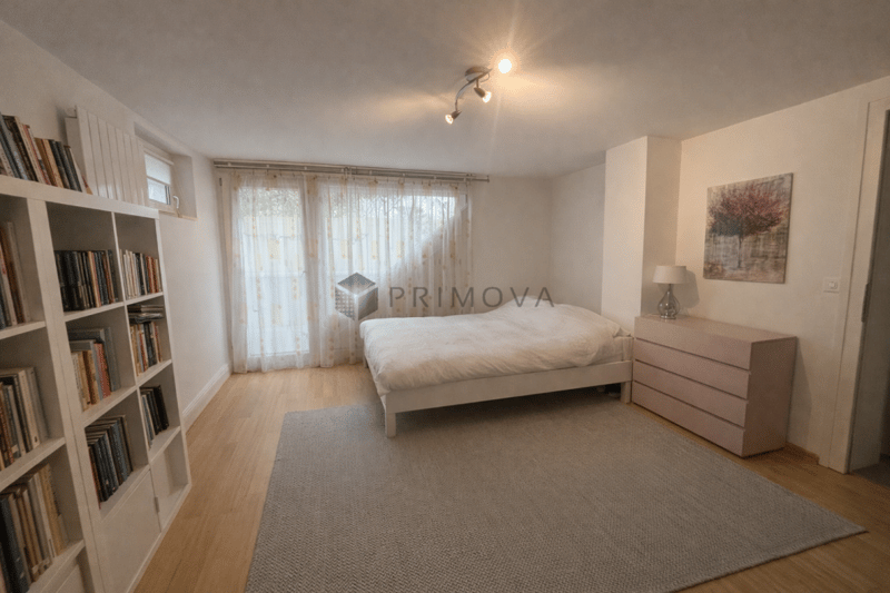 Dieses einzigartige und top gelegene Einfamilienhaus sucht einen neuen Besitzer! (3)