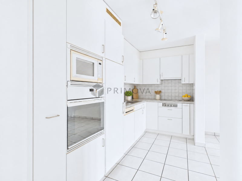 Licht, Charme & Gemütlichkeit - 2.5 Zimmer-Dachwohnung in Klingnau (3)