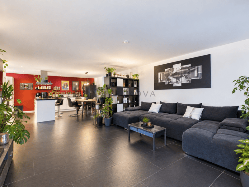 Sonniges Wohnen mit Weitblick und 50m² private Terrasse (3)