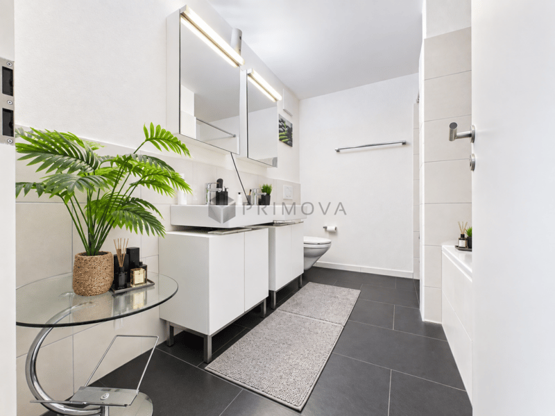 Sonniges Wohnen mit Weitblick und 50m² private Terrasse (12)