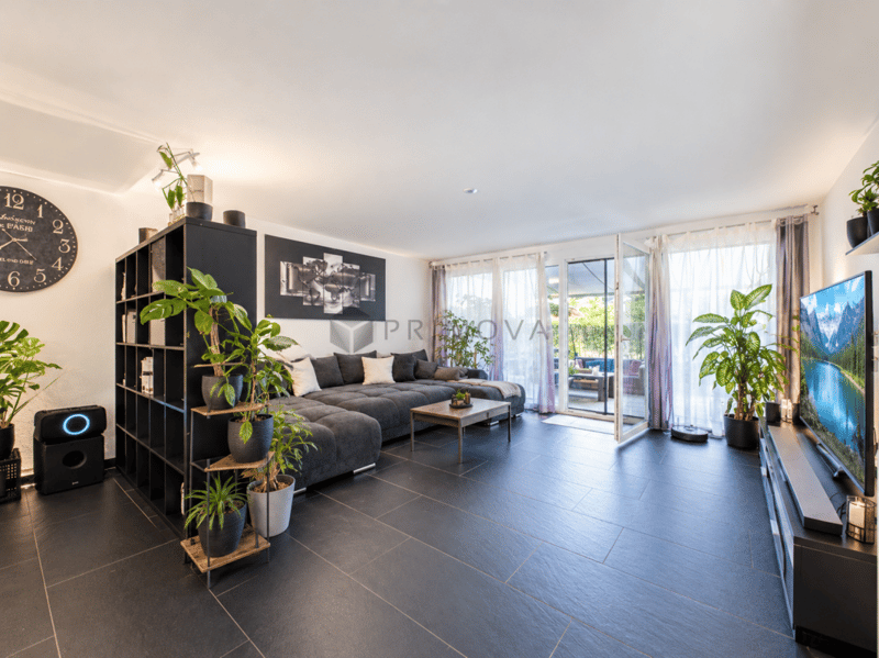 Sonniges Wohnen mit Weitblick und 50m² private Terrasse (2)