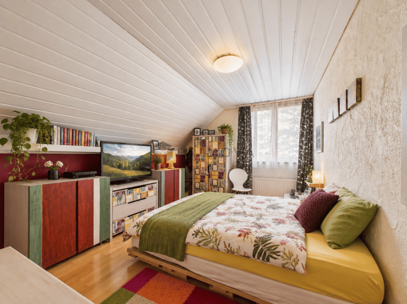 Besonderes Wohngefühl! Maisonette mit Galerie und Cheminée (9)
