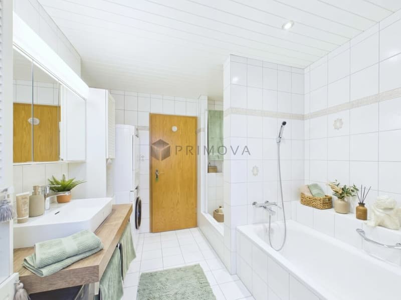 Diese einladende und gut gelegene Maisonettewohnung könnte schon morgen Ihnen gehören! (8)