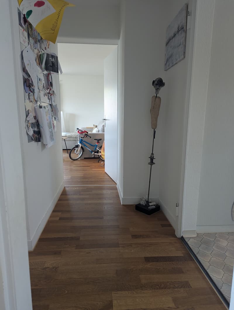 Charmante 4-Zimmer-Wohnung mit Balkon in Täuffelen (9)