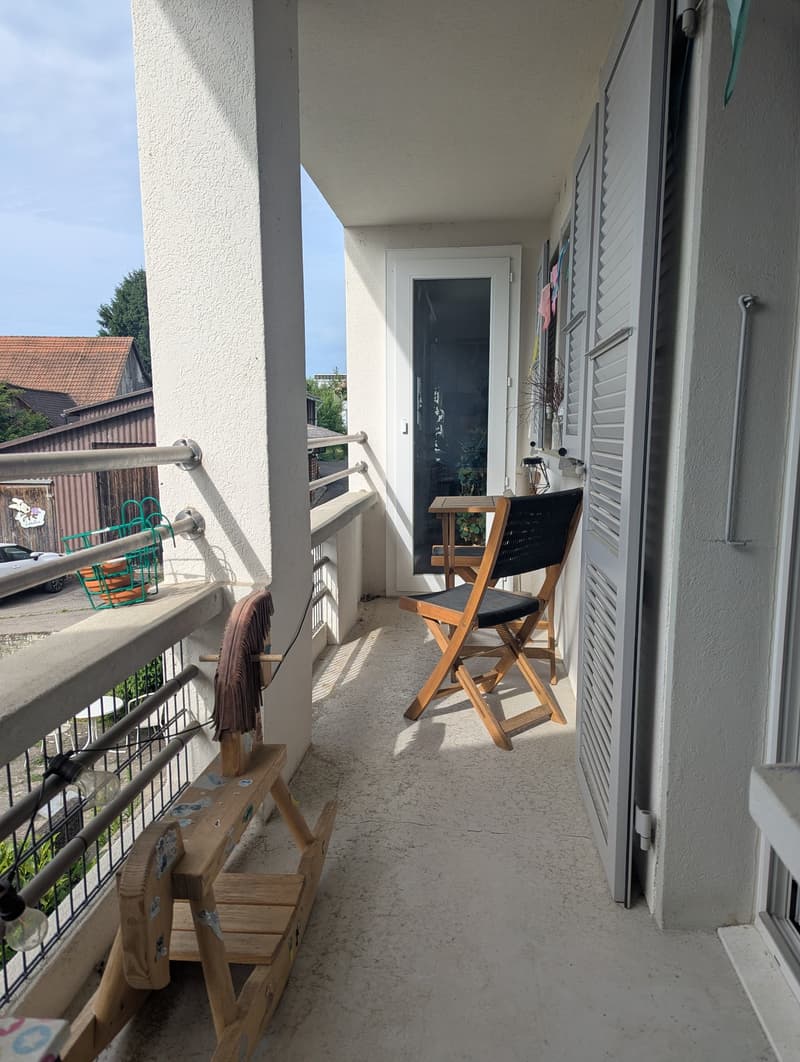 Charmante 4-Zimmer-Wohnung mit Balkon in Täuffelen (10)
