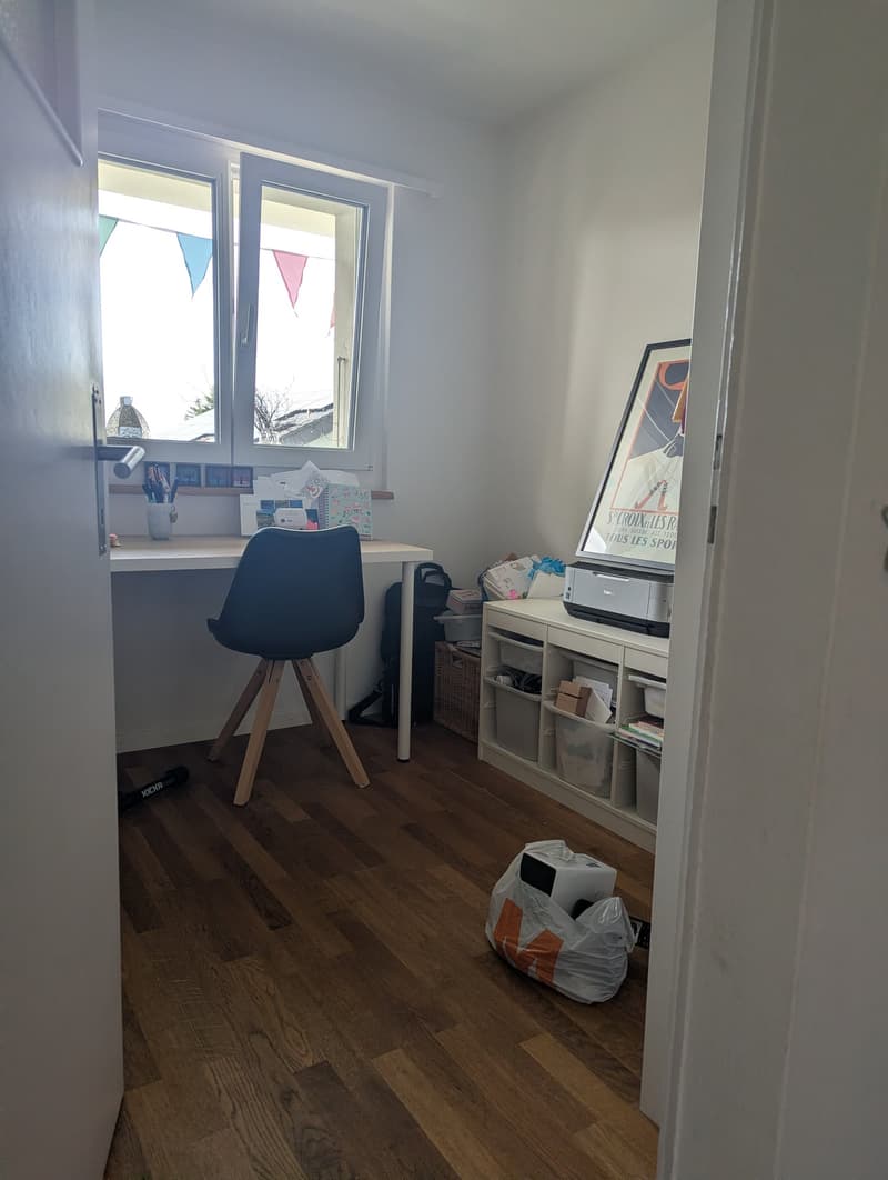 Charmante 4-Zimmer-Wohnung mit Balkon in Täuffelen (4)