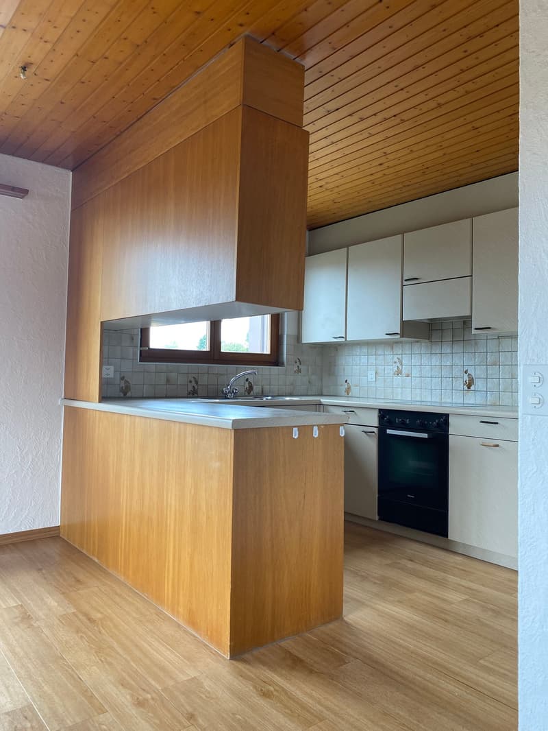 gemütliche 3.5-Zimmer-Dachwohnung mit Kamin (2)