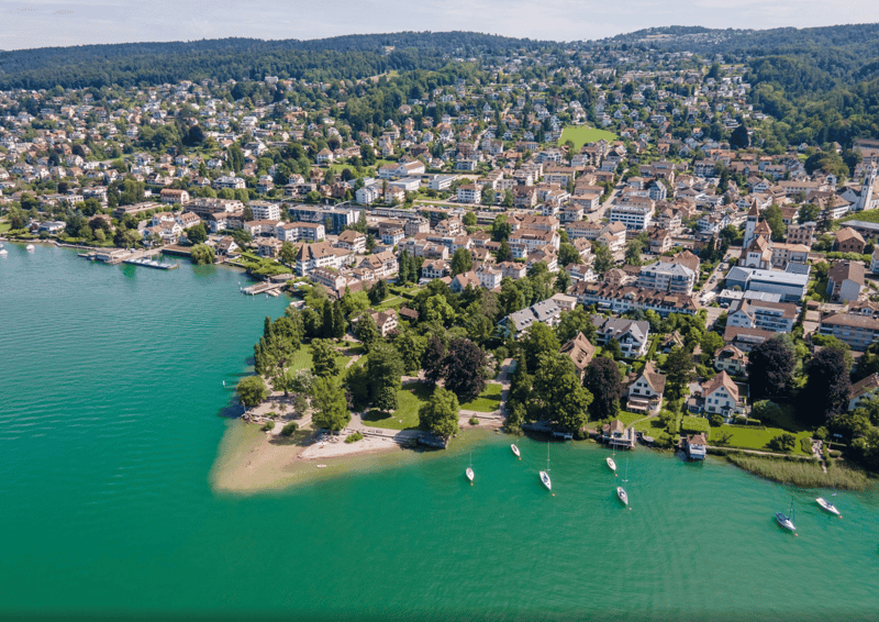 Exklusives Einfamilienhaus an Bestlage | Exclusive Single-Family House at Prime Location (1)