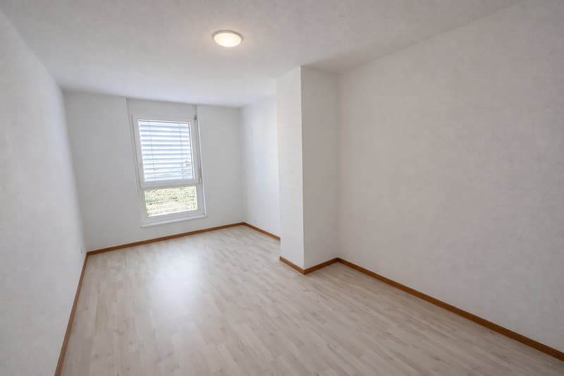 Spacieux et Charmant 3.5 pièce avec Grand Balcon et Parking  ! (5)