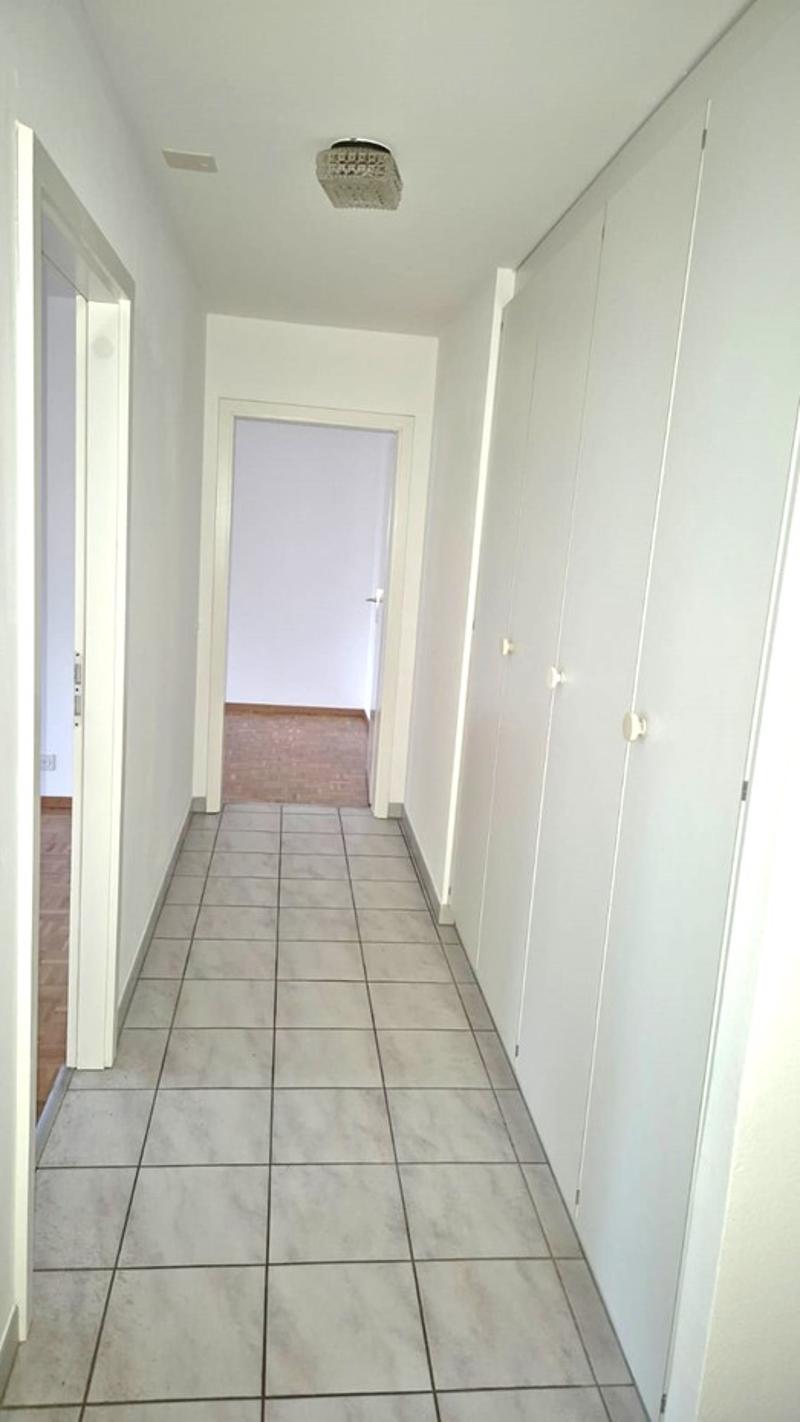 Spacieux et Charmant 3.5 pièce avec Grand Balcon et Parking  ! (8)