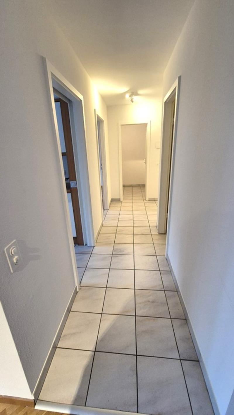 Spacieux et Charmant 3.5 pièce avec Grand Balcon et Parking  ! (9)