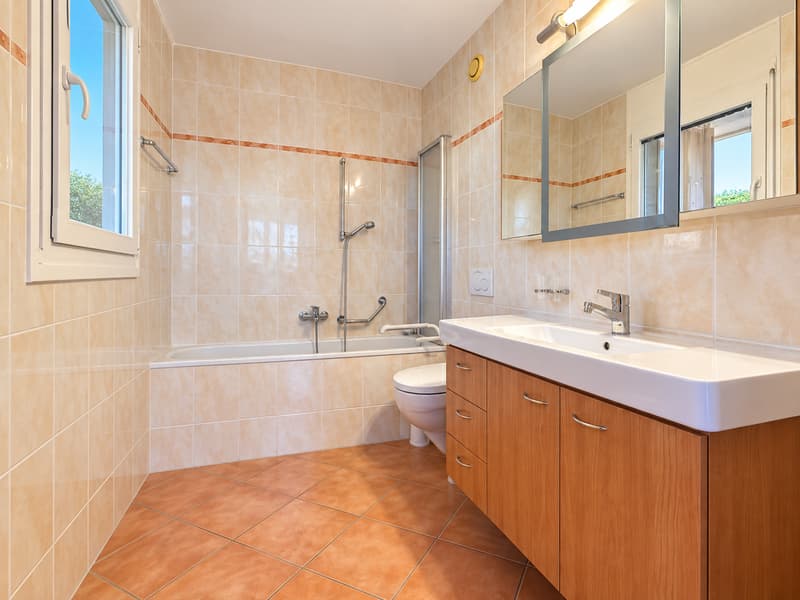 Un appartement rare au cœur de Founex (9)