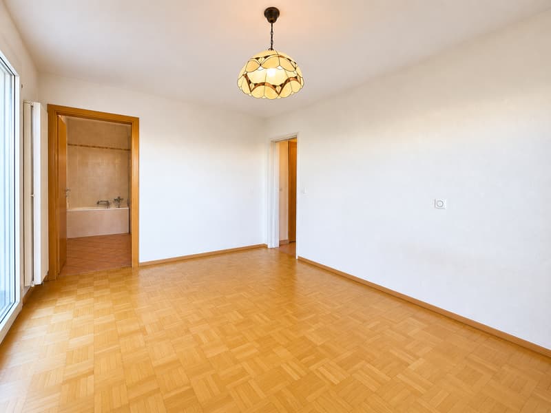 Un appartement rare au cœur de Founex (8)