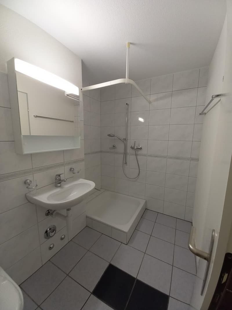 Nasszelle_mit_Dusche.jpg