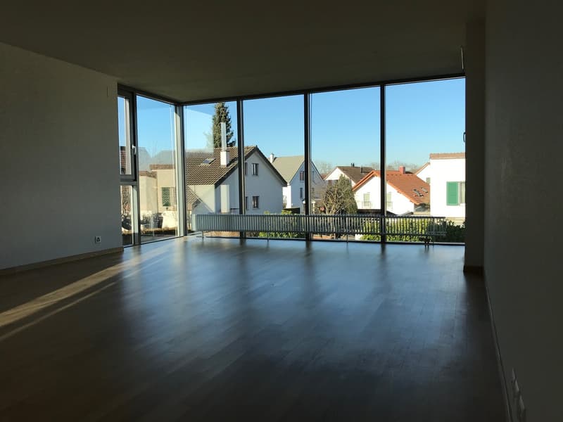 Helle 3.5-Zimmer-Wohnung mit Balkon in Therwil (2)