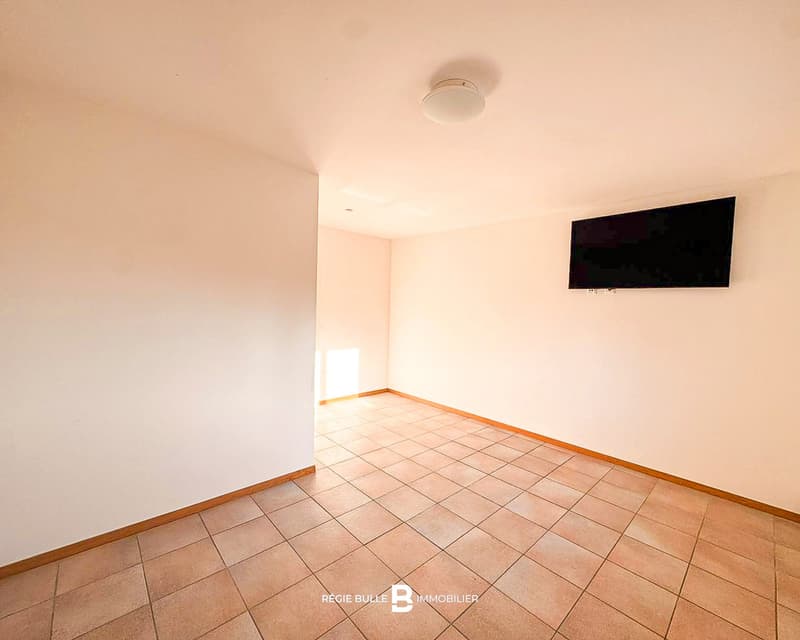 Grolley - Superbe duplex de 6.5 pièces à louer (9)