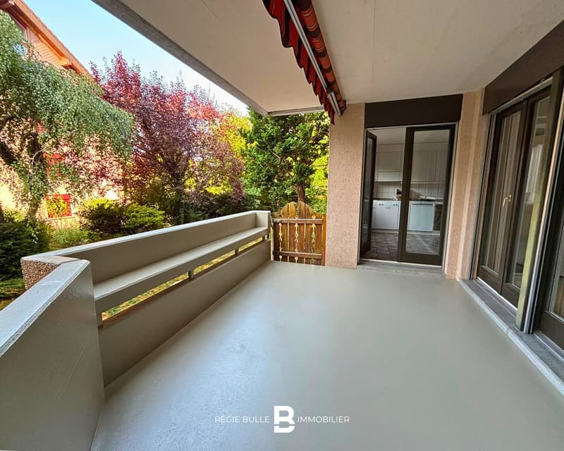 Bel appartement de 4,5 pièces avec jardin privatif (1)