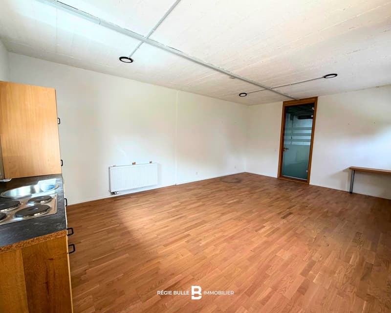 Bulle - atelier et/ou bureaux à louer (2)