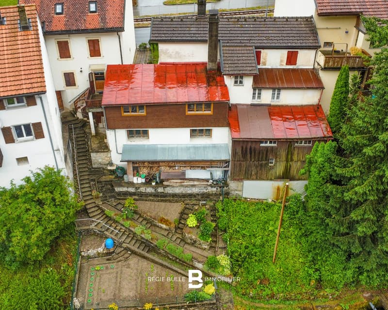 Maison villageoise - Emplacement stratégique ! (7)