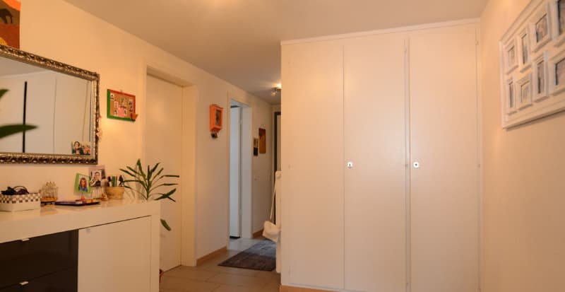 Appartement de 4.5 pièces au 1er étage, 2 balcons et garage individuel (4)