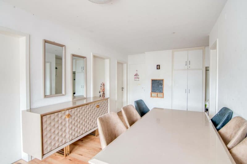 Wohnen im Zentrum von Oberdiessbach - 4.5-Zimmer-Wohnung, bereit für frischen Glanz durch Eigenleistung (6)