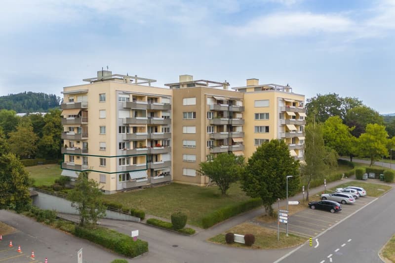 Ritiro sul lago Wohlensee: appartamento di 3,5 locali con 2 balconi e un posto auto (21)