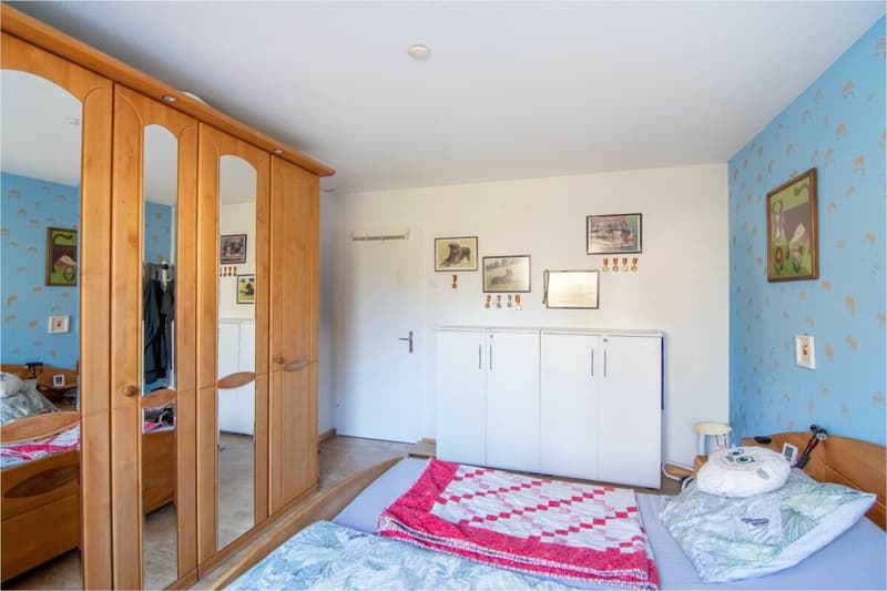 Nature et proximité de la ville - appartement 3,5 pièces bien entretenu avec jardin d'hiver, balcon & place de parking à Stettlen (10)
