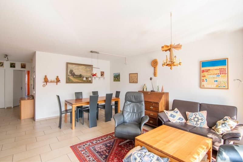 Nature et proximité de la ville - appartement 3,5 pièces bien entretenu avec jardin d'hiver, balcon & place de parking à Stettlen (5)