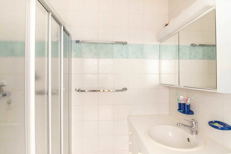 Nature et proximité de la ville - appartement 3,5 pièces bien entretenu avec jardin d'hiver, balcon & place de parking à Stettlen (13)