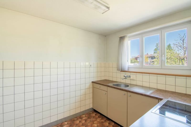 Freistehendes 8.5 Zimmer Ein- oder Zweifamilienhaus mit Raum & Zeit für Ihr Familienleben und Ihre persönlichen Ideen! (12)