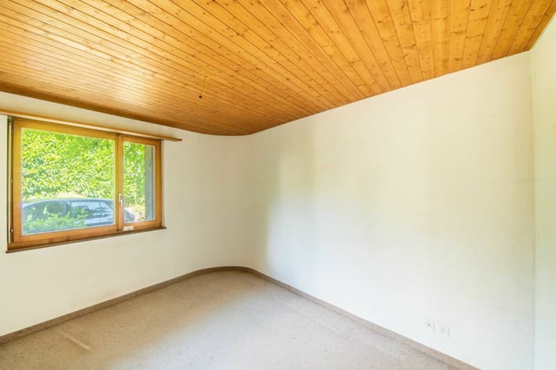 Sanierungsobjekt mit grossem Neu- oder Umbaupotenzial: 5.5-Zimmer  Einfamilienhaus nur 10 Gehminuten vom Bielersee! (7)