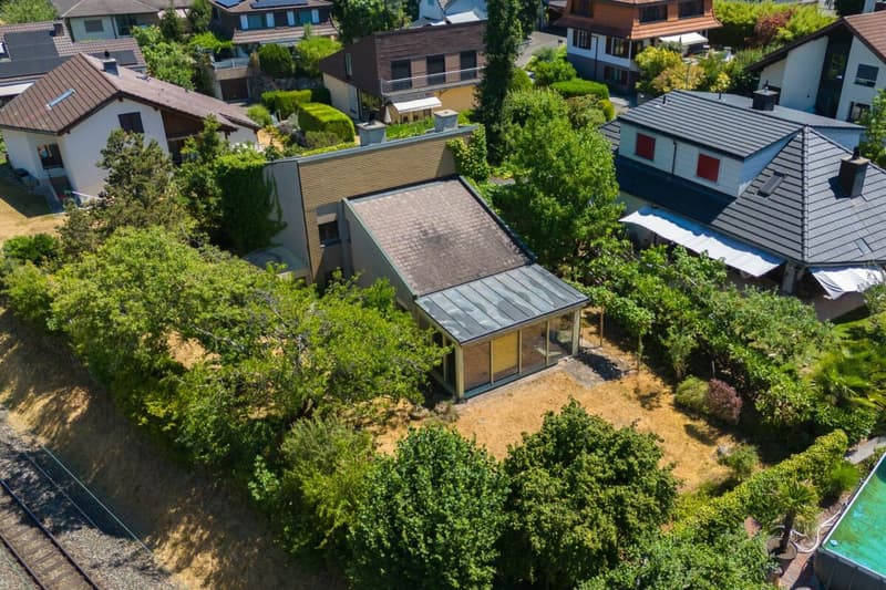 Sanierungsobjekt mit grossem Neu- oder Umbaupotenzial: 5.5-Zimmer  Einfamilienhaus nur 10 Gehminuten vom Bielersee! (11)