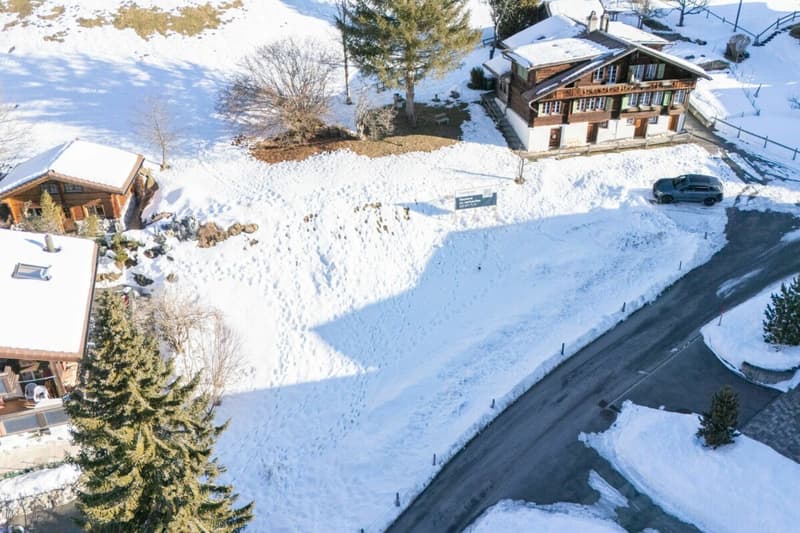 Exklusives Bauland an bester Sonnenhanglage in Grindelwald - Wohnen mit Panoramablick, ideal für ein Ein- oder Zweifamilienhaus (3)