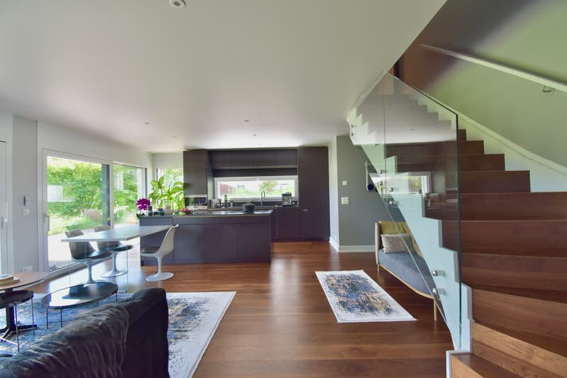 Un appartement de 4.5 pièces moderne à l'abri des regards (6)