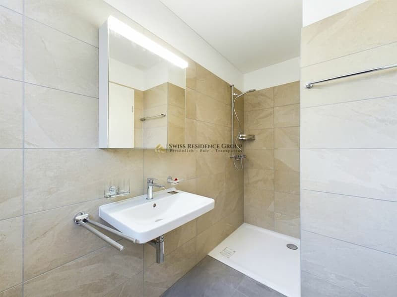 Maison unifamiliale moderne à Cugnasco 256 m2 (11)