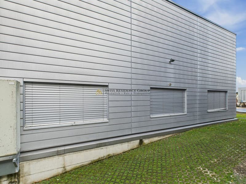 Border-near investment: 5.1% yield object / office and industrial complex in strategic top location! (10)