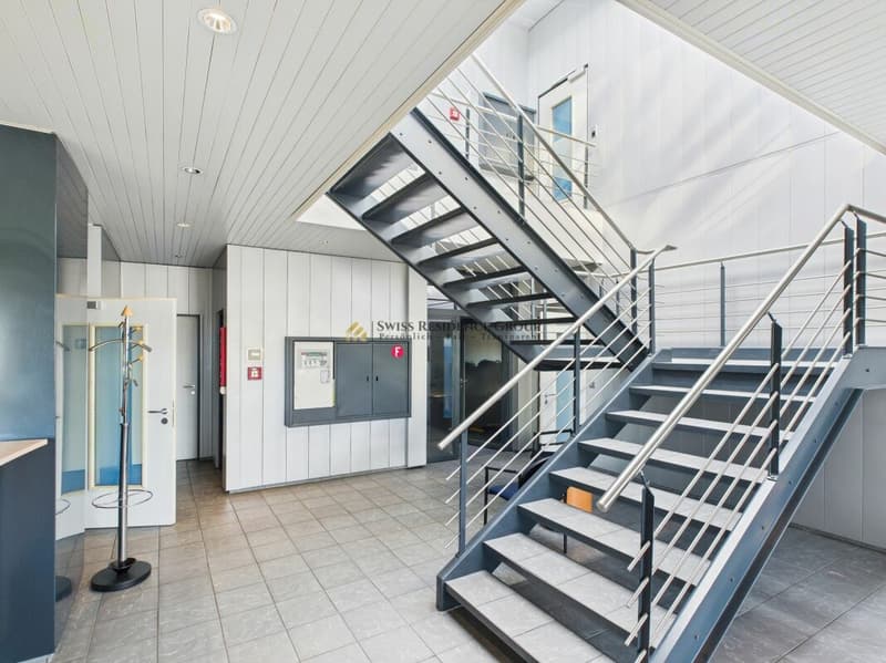 Border-near investment: 5.1% yield object / office and industrial complex in strategic top location! (17)