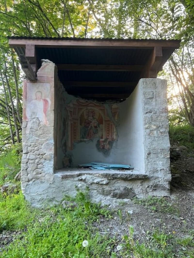 Maison romantique de 3 pièces à Rossura en tant que résidence de vacances (15)