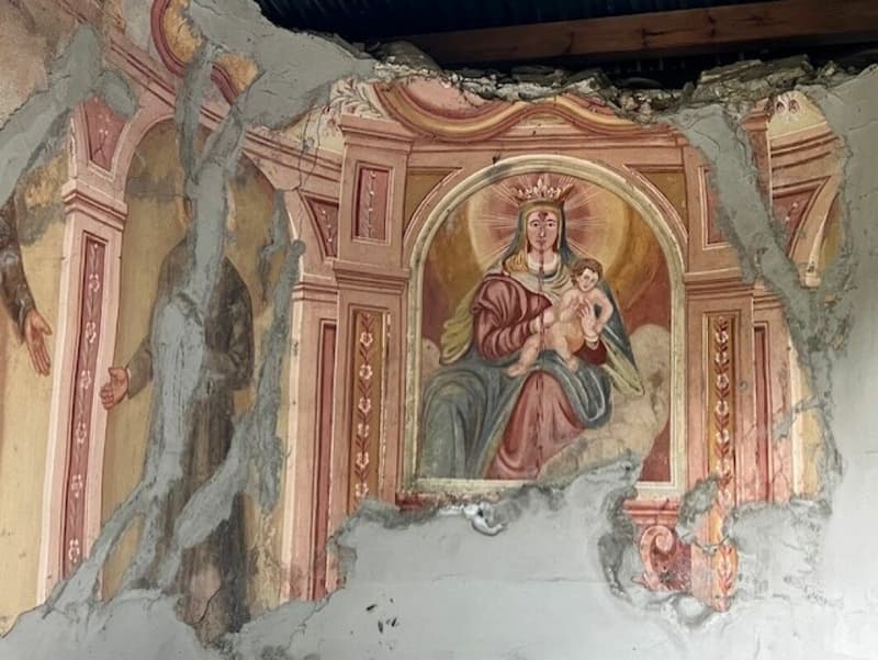 Maison romantique de 3 pièces à Rossura en tant que résidence de vacances (5)