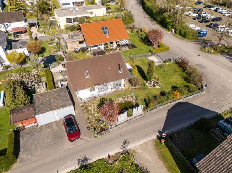 Réservé!! Maison bien entretenue dans un emplacement de haute qualité (3)