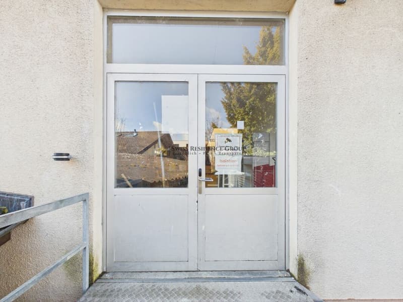 Commercial space - office, workshop and warehouse (17)