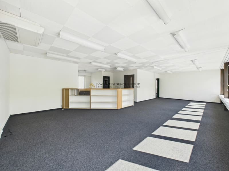 Representative office in the heart of Bülach (10)