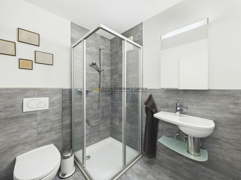 Exklusive 5,5-Zimmer-Wohnung mit Premium-Ausstattung und attraktivem Steuerfuss (72 %) (16)