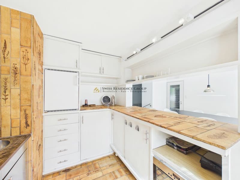 Ampia casa unifamiliare di 6 locali con idillio giardino e garage (19)