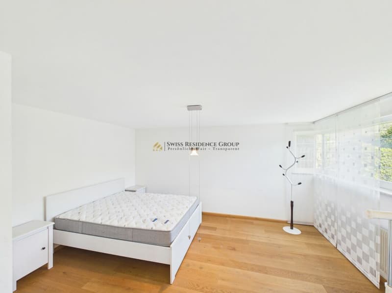 Ampia casa unifamiliare di 6 locali con idillio giardino e garage (6)