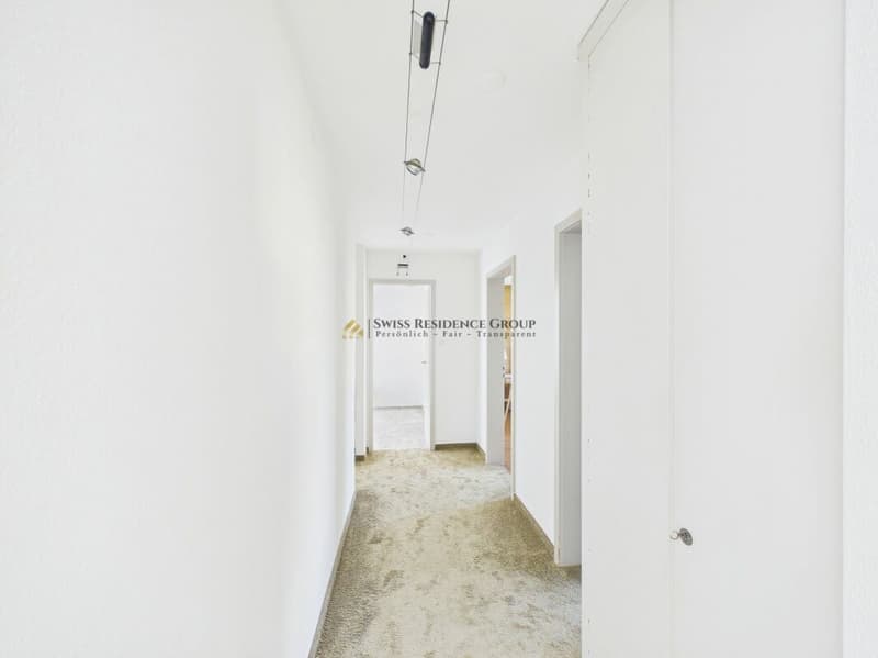 Ampia casa unifamiliare di 6 locali con idillio giardino e garage (17)