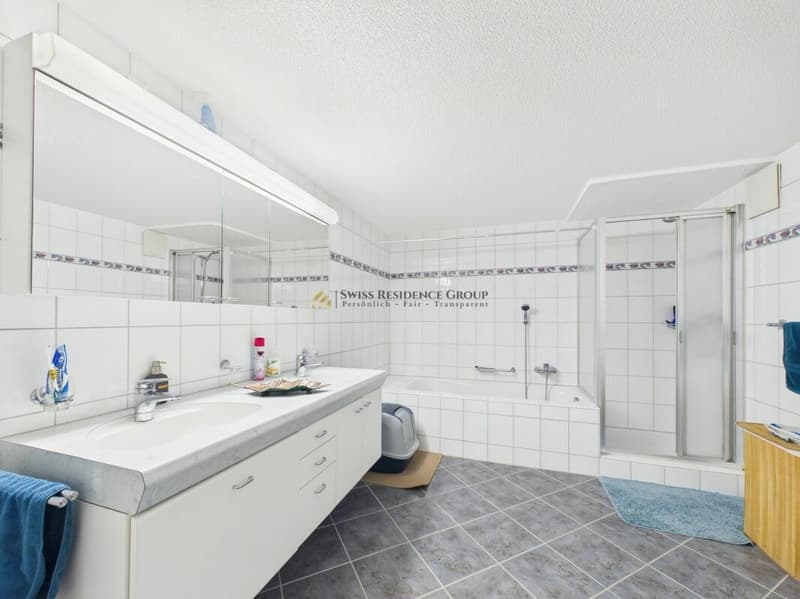 Wohnen wie im eigenen Haus - 4.5-Zimmer-Wohnung mit sonnigem Garten (7)