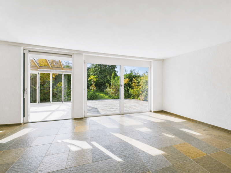 Sonniger Wohntraum an der Goldküste - grosszügiges 5.5-Zimmer-Reihenhaus am Waldrand (4)