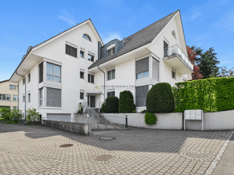 RESERVIERT: Helle Familienwohnung mit Terrasse, Lift und Seesicht (4)